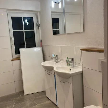 # Premium # Monteur-paradies Mittelfranken 1 *